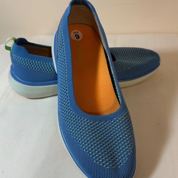 Vionic Vortex Kallie Slip-On Walking Shoes Azure Blue Mesh Loafer - Picture 3 of 4